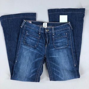 True Religion Flare Jeans. Size 29.  P017